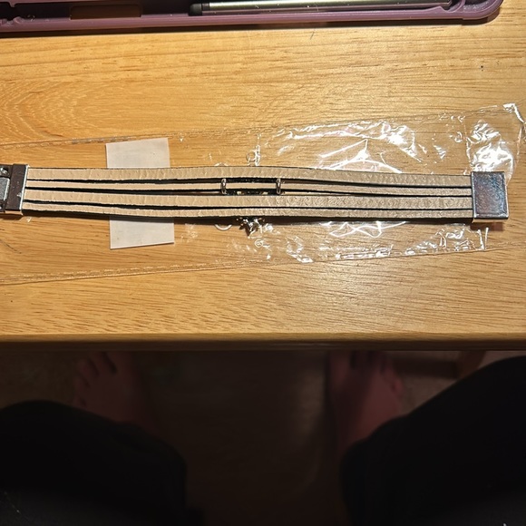 New in package Navy Blue Leather Bracelet with Rhinestone Heart Embellishment - Picture 2 of 2